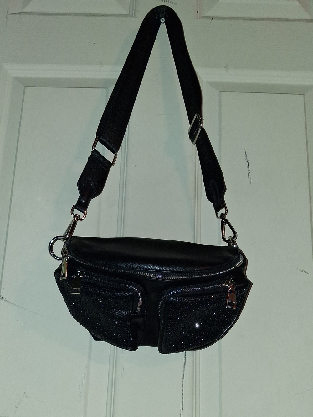 Black Women's Crossbody Belt Bag with Sparkle Pockets NWOT